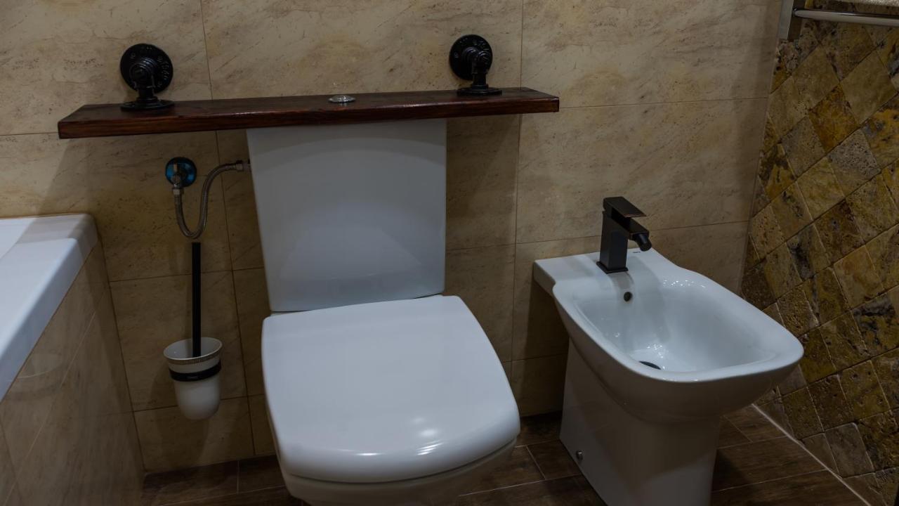 Ferienwohnung Cyborg Flat Petroşani Exterior foto